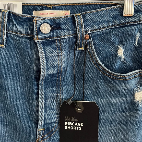 Levi’s Ribcage shorts - Picture 5 of 5